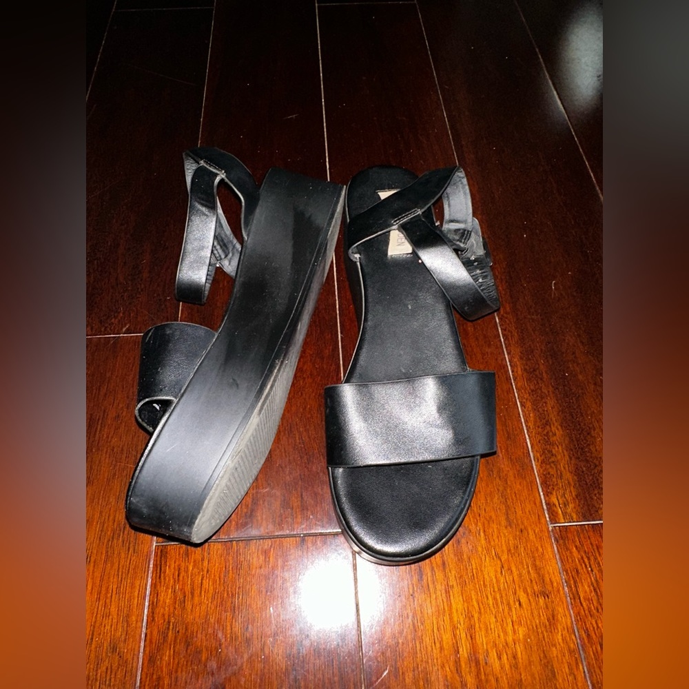 Platform Slides - Picture 2 of 2